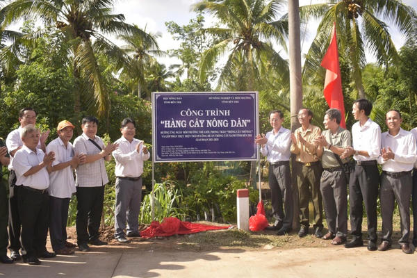 Bến Tre phát động trồng cây hưởng ứng Ngày Môi trường thế giới