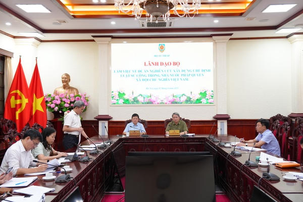 Phải làm rõ trách nhiệm pháp lý của luật sư công khi thực thi nhiệm vụ Phải làm rõ trách nhiệm pháp lý của luật sư công khi thực thi nhiệm vụ