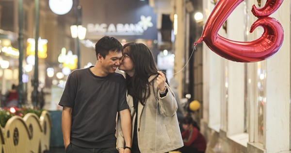 Những phút giây ngọt ngào của giới trẻ Hà Nội trong đêm Valentine