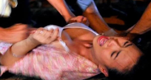 Kinh hoàng nơi "động quỷ": Chủ quán karaoke tra tấn nữ nhân viên như thời trung cổ để ép bán dâm