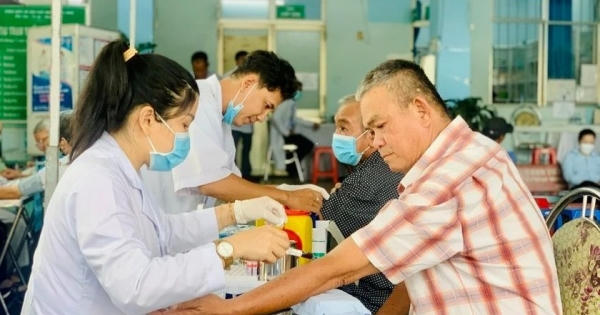 TP Hồ Chí Minh: Cần có chính sách thu hút, giữ chân nguồn nhân lực y tế cơ sở