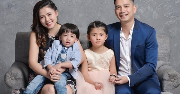 Ngọc Hiền viên mãn bên chồng và hai con Ngọc Hiền viên mãn bên chồng và hai con