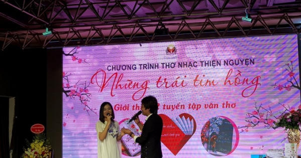 Sunflower Books tổ chức chương trình “Những trái tim hồng” để gây quỹ ủng hộ bệnh nhi tim bẩm sinh Sunflower Books tổ chức chương trình “Những trái tim hồng” để gây quỹ ủng hộ bệnh nhi tim bẩm sinh