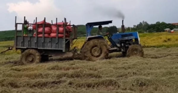 Kon Tum: Xe máy cày bị lật khiến 1 cháu bé 9 tuổi tử vong tại chỗ