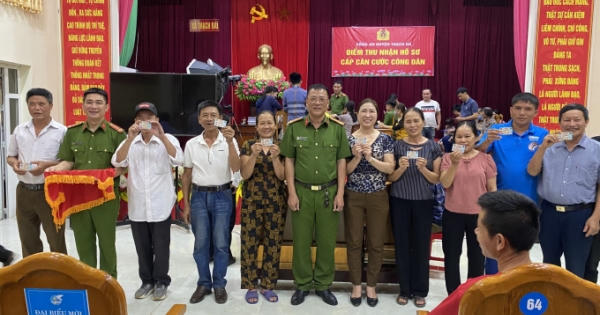 Đề nghị tặng thưởng Huân chương Bảo vệ Tổ quốc hạng Ba cho Công an Hà Tĩnh