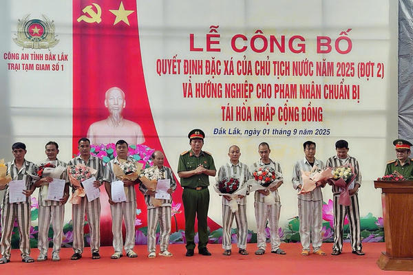 Ngày trở về của 37 phạm nhân ở Đắk Lắk Ngày trở về của 37 phạm nhân ở Đắk Lắk