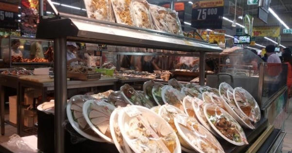 Thực phẩm mượn "hơi" rằm tháng Giêng để tăng giá