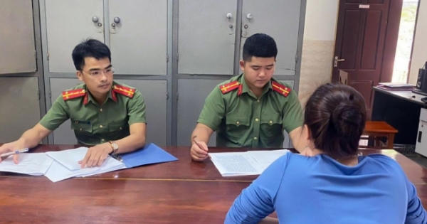 Đăng tin sai sự thật, một phụ nữ tại Nghệ An bị phạt 7,5 triệu đồng Đăng tin sai sự thật, một phụ nữ tại Nghệ An bị phạt 7,5 triệu đồng