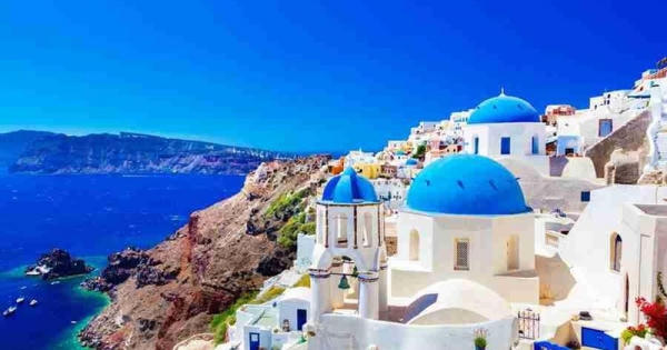 Vẻ đẹp kết tinh từ kinh nghiệm sinh tồn của “đảo ngọc” Santorini