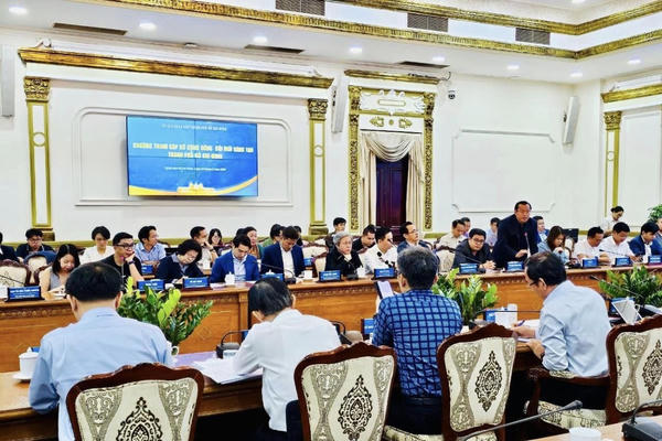 Lãnh đạo TP.HCM gặp gỡ cộng đồng đổi mới sáng tạo