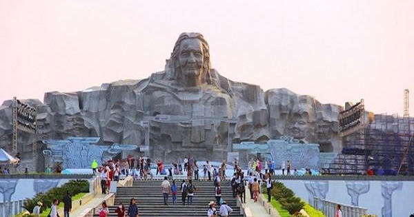 Thương đau ấy, không gì bù đắp được