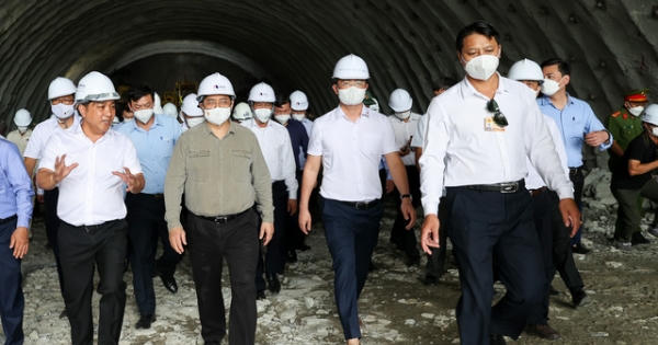 Cao tốc Bắc - Nam: Con đường mùa xuân