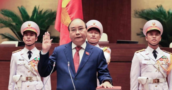 Chủ tịch nước Nguyễn Xuân Phúc nhiệm kỳ 2021 - 2026 tuyên thệ nhậm chức