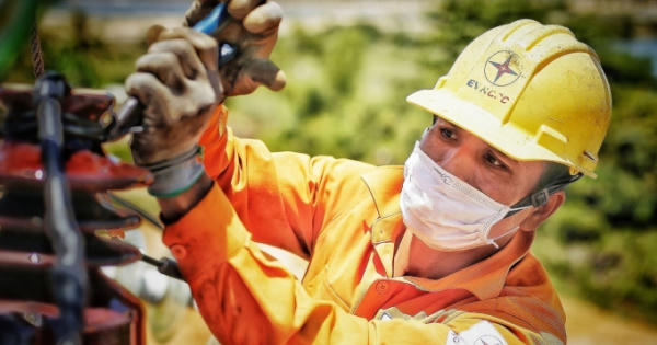 PC Đà Nẵng hoãn việc cắt điện trong 1 tuần thành phố 'án binh bất động'