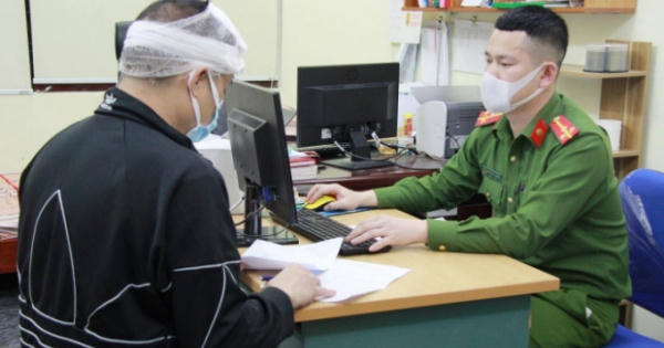 Quảng Ninh: Khởi tố vụ án hình sự đối với tài xế lái xe Mercedes gây tai nạn liên hoàn làm 2 người thương vong