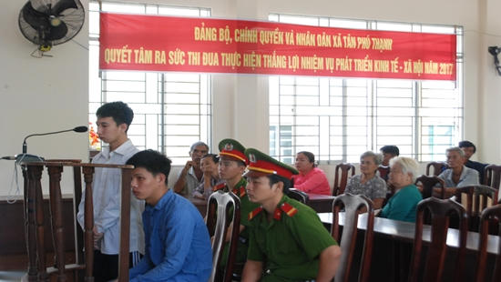 Trộm xe để trả thù