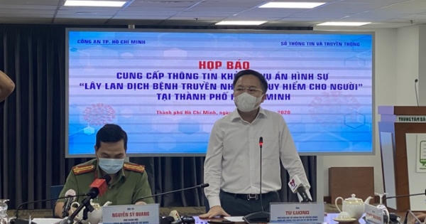 Khởi tố nhân viên hàng không vì lây lan dịch bệnh Covid-19