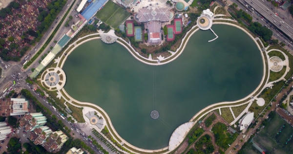 Toàn cảnh "lá phổi xanh" 130.000 m2 mới hoạt động ở Hà Nội