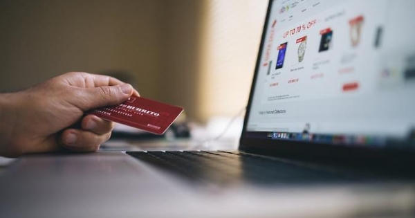 Phó Cục trưởng Cục Quản lý Thị trường: Không để các đối tượng chào bán hàng giả công khai trên mạng Phó Cục trưởng Cục Quản lý Thị trường: Không để các đối tượng chào bán hàng giả công khai trên mạng