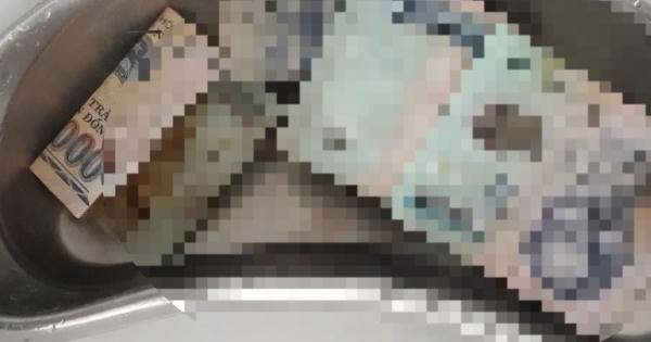 Giận chồng, người phụ nữ nuốt… gần 13 triệu đồng vào bụng