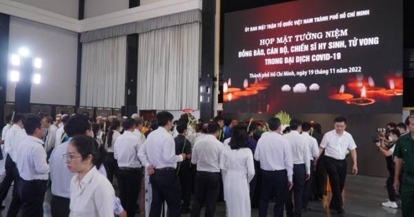 TP HCM tưởng niệm đồng bào, cán bộ, chiến sĩ mất trong đại dịch COVID-19