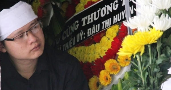 Lễ viếng người mẹ ung thư quyết dành sự sống cho con: “Mọi thứ đã qua đều là kỷ niệm vô giá”