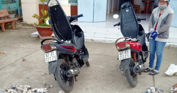 An Giang: Bắt giữ trên 600 gói thuốc lá lậu, tạm giữ 2 xe mô tô