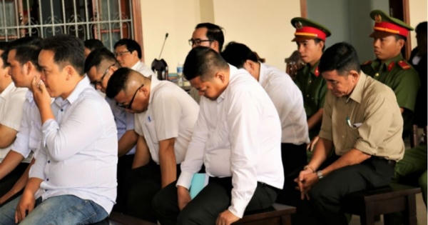 Trả hồ sơ điều tra bổ sung vụ thất thoát ngàn tỉ tại Vietcombank Tây Đô Trả hồ sơ điều tra bổ sung vụ thất thoát ngàn tỉ tại Vietcombank Tây Đô