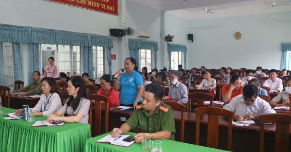 Đối thoại với nhân dân để tạo sự đồng thuận