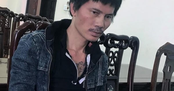 Bị vây bắt, “ông trùm” ôm 6 khẩu súng cố thủ trong nhà