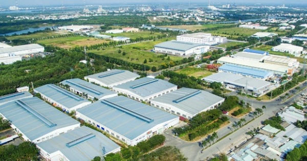 Mặt bằng sản xuất cho doanh nghiệp nhỏ và vừa: Khó như đi... lên trời! Mặt bằng sản xuất cho doanh nghiệp nhỏ và vừa: Khó như đi... lên trời!