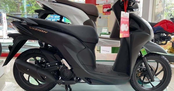 Xe máy giảm sâu trên chục triệu “chống ế” đầu tháng Ngâu