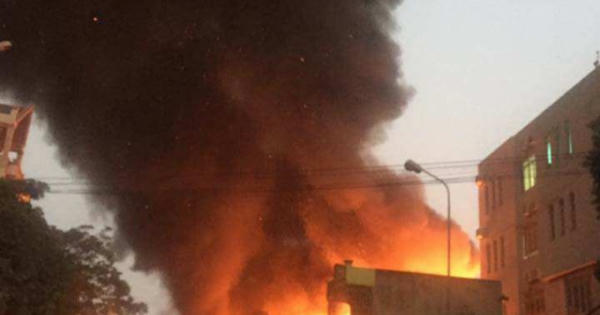 Hiện trường vụ cháy xưởng gỗ tại Hải Phòng