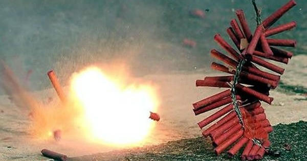 Đốt pháo đêm giao thừa có bị xử lý hình sự?