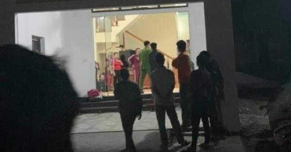 Chồng ngất lịm bên thi thể vợ có nhiều vết đâm ở Thanh Hóa