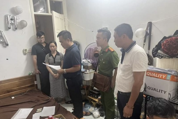 Bắt giữ ổ nhóm làm giả con dấu nhiều bệnh viện lớn