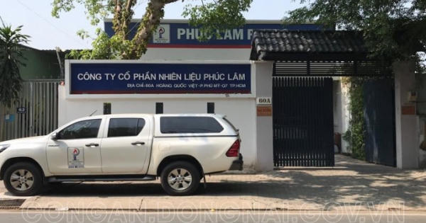 Khám xét tiếp 9 địa điểm liên quan đường dây xăng giả, thêm một đối tượng bị bắt giữ Khám xét tiếp 9 địa điểm liên quan đường dây xăng giả, thêm một đối tượng bị bắt giữ