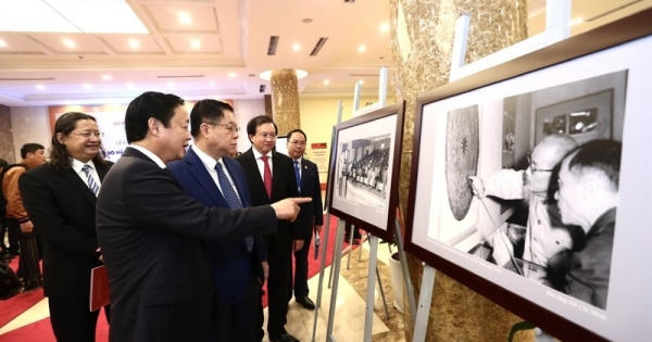 Xây dựng văn hóa là nhiệm vụ quan trọng trong sự nghiệp cách mạng Việt Nam