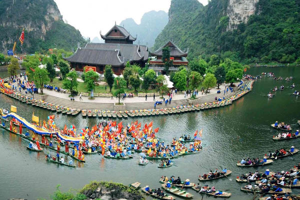 Triển khai Chương trình kích cầu du lịch năm 2025 với chủ đề “Việt Nam - Đi để yêu”