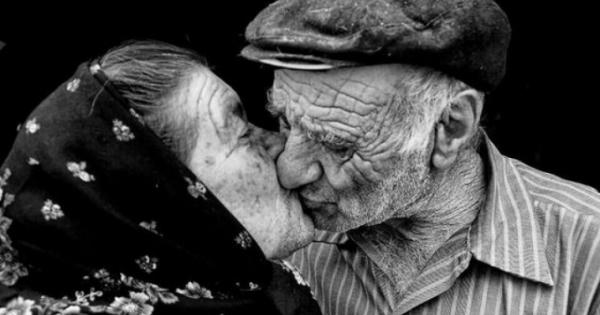 10 dấu hiệu cho thấy bạn đã tìm được một nửa sẵn sàng già đi cùng bạn