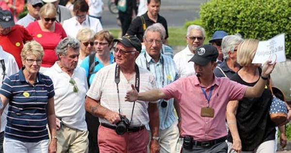 Ngoại ngữ - điểm yếu của nhân lực ngành Du lịch Ngoại ngữ - điểm yếu của nhân lực ngành Du lịch