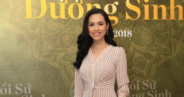 Diva Mỹ Linh và Á hậu Hoàng My chia sẻ kinh nghiệm ẩm thực tại sự kiện Minh Long ra mắt phẩm đặc biệt Diva Mỹ Linh và Á hậu Hoàng My chia sẻ kinh nghiệm ẩm thực tại sự kiện Minh Long ra mắt phẩm đặc biệt