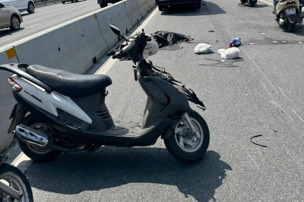 Công an Hà Nội bác thông tin shipper nhảy cầu Vĩnh Tuy sau khi gây tai nạn làm một người tử vong