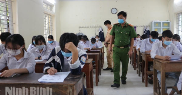 Ninh Bình: Tổ chức cuộc thi tìm hiểu kiến thức ATGT cho hơn 1.000 học sinh