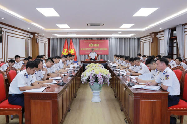 Bộ Tư lệnh Vùng Cảnh sát biển 4 triển khai đồng bộ, quyết liệt, hiệu quả các giải pháp chống vi phạm IUU Bộ Tư lệnh Vùng Cảnh sát biển 4 triển khai đồng bộ, quyết liệt, hiệu quả các giải pháp chống vi phạm IUU