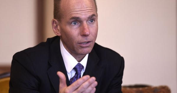 CEO Boeing thừa nhận lỗi phần mềm trong hai tai nạn máy bay thảm khốc CEO Boeing thừa nhận lỗi phần mềm trong hai tai nạn máy bay thảm khốc