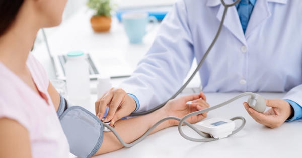 Bộ Y tế yêu cầu giám sát việc ứng xử của nhân viên tại các cơ sở khám chữa bệnh