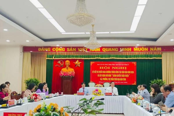 Đồng Nai tổ chức ký kết công tác Dân vận và mô hình ‘Chính quyền thân thiện’