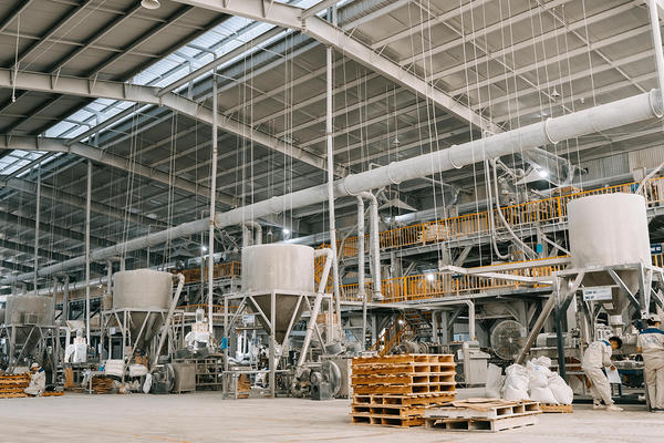 Nhựa Pha Lê (PLP) bị phạt và truy thu thuế hơn 1,76 tỷ đồng