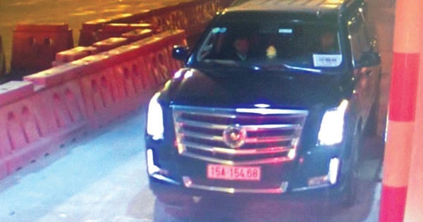 Loạn "xe hộ đê" miễn phí qua BOT: Có tiêu cực cấp phù hiệu? Loạn "xe hộ đê" miễn phí qua BOT: Có tiêu cực cấp phù hiệu?